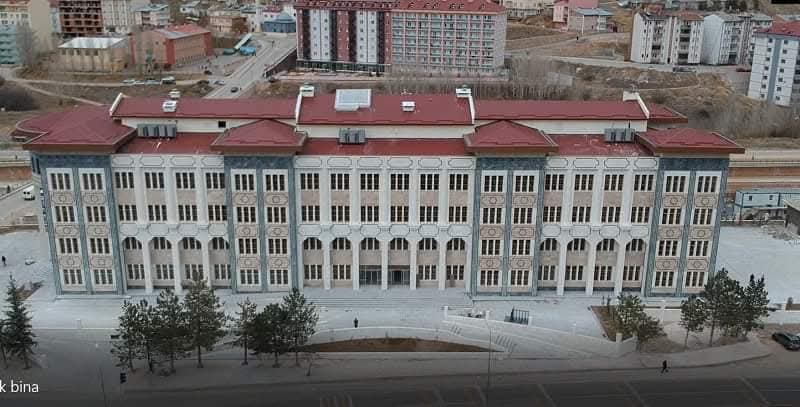 Bayburt Valilik binası